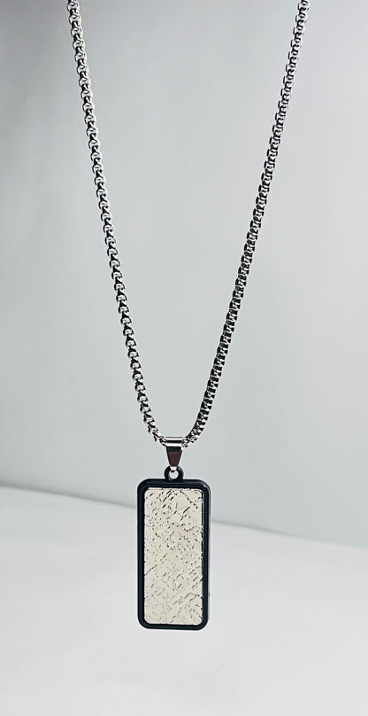 New Trending Locket Silver And Black