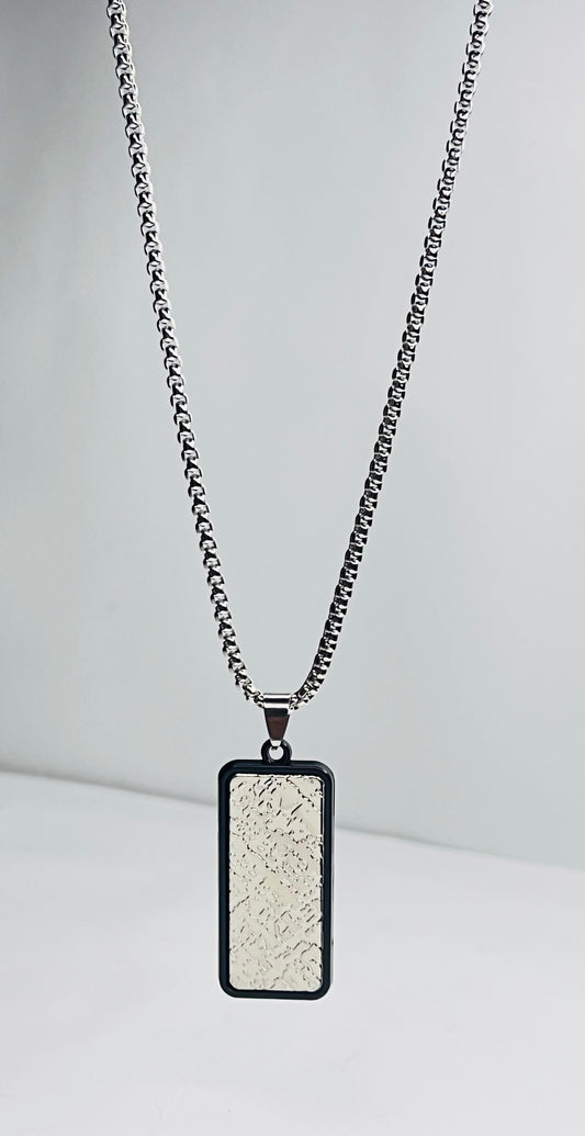 New Trending Locket Silver And Black
