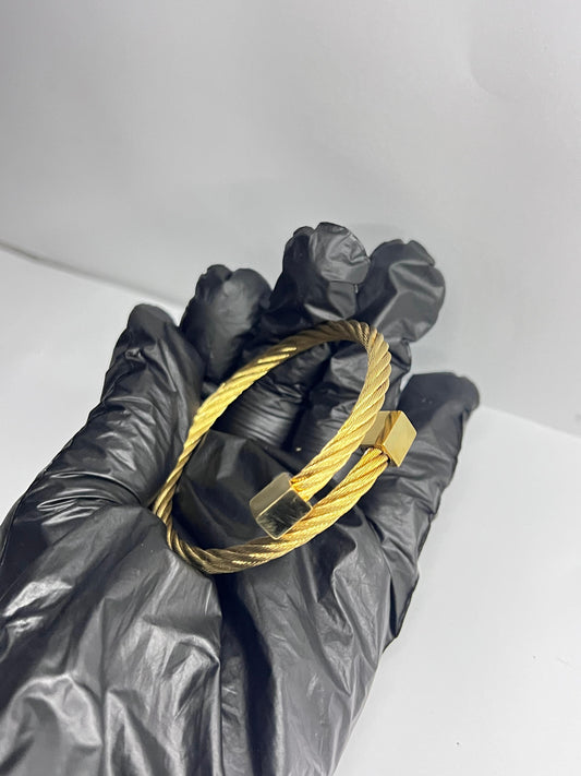 New Trending Golden Kara