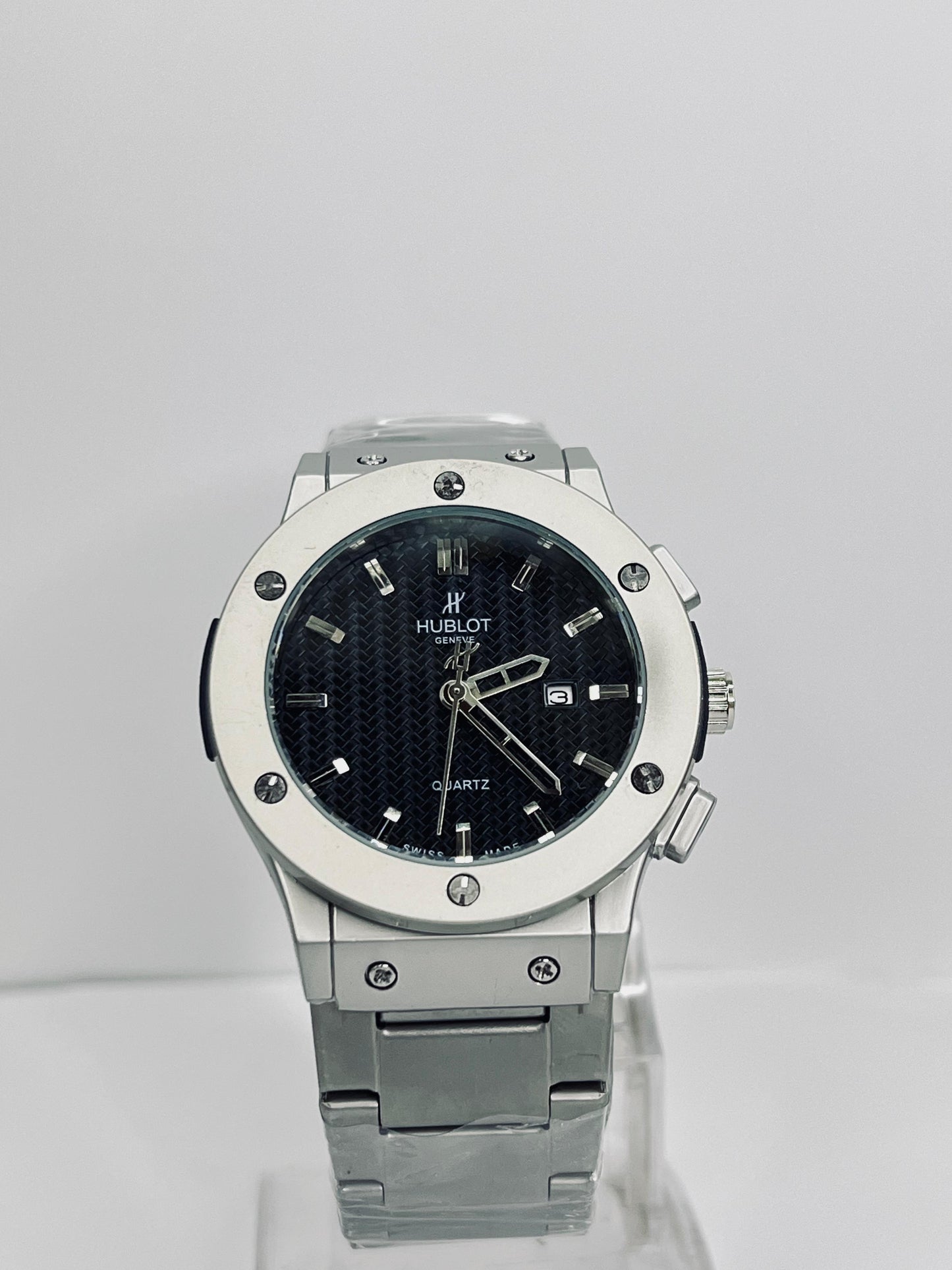 Hublot Silver Chain Watch With Black Dial And Date